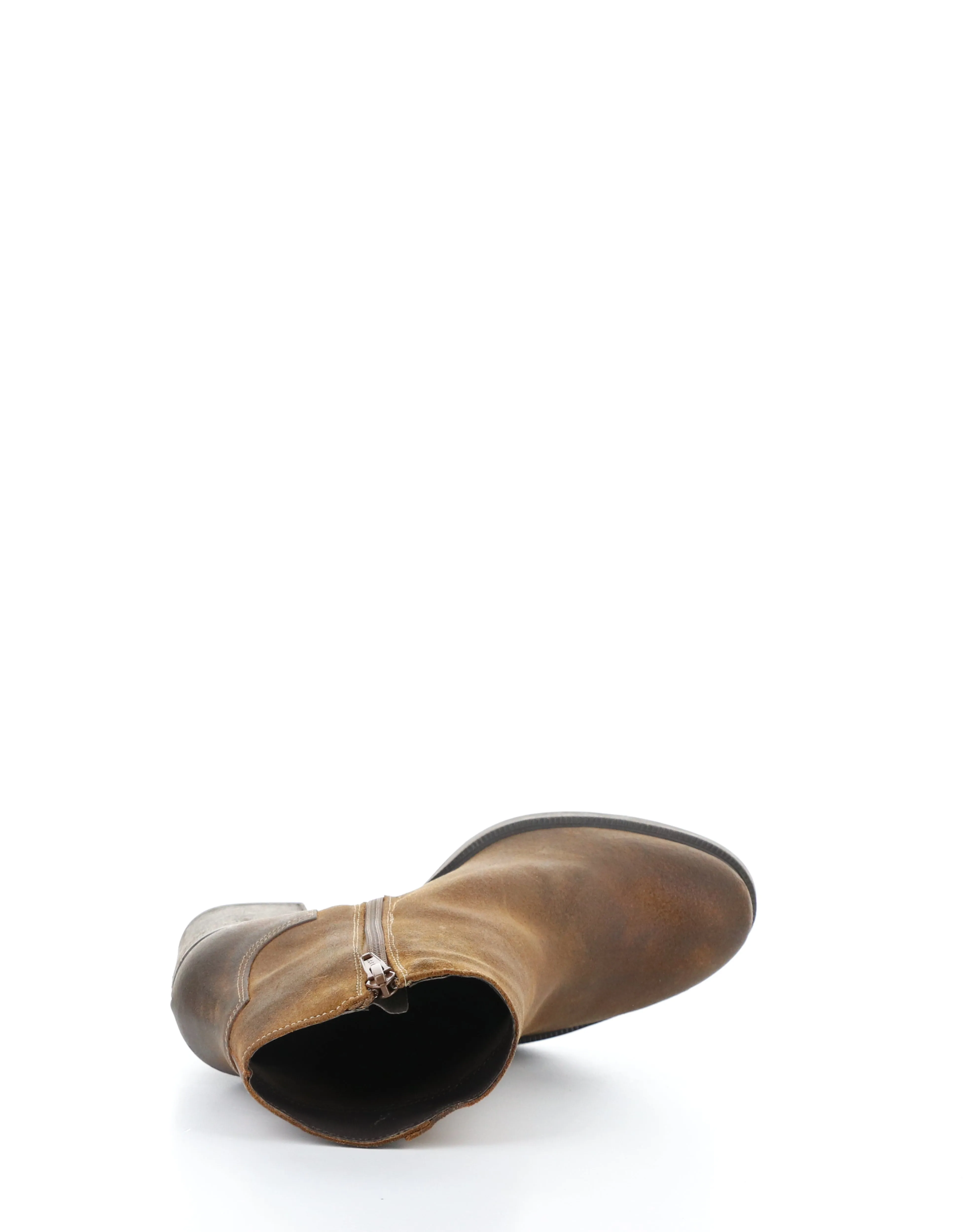BRODY WOOD Round Toe Boots