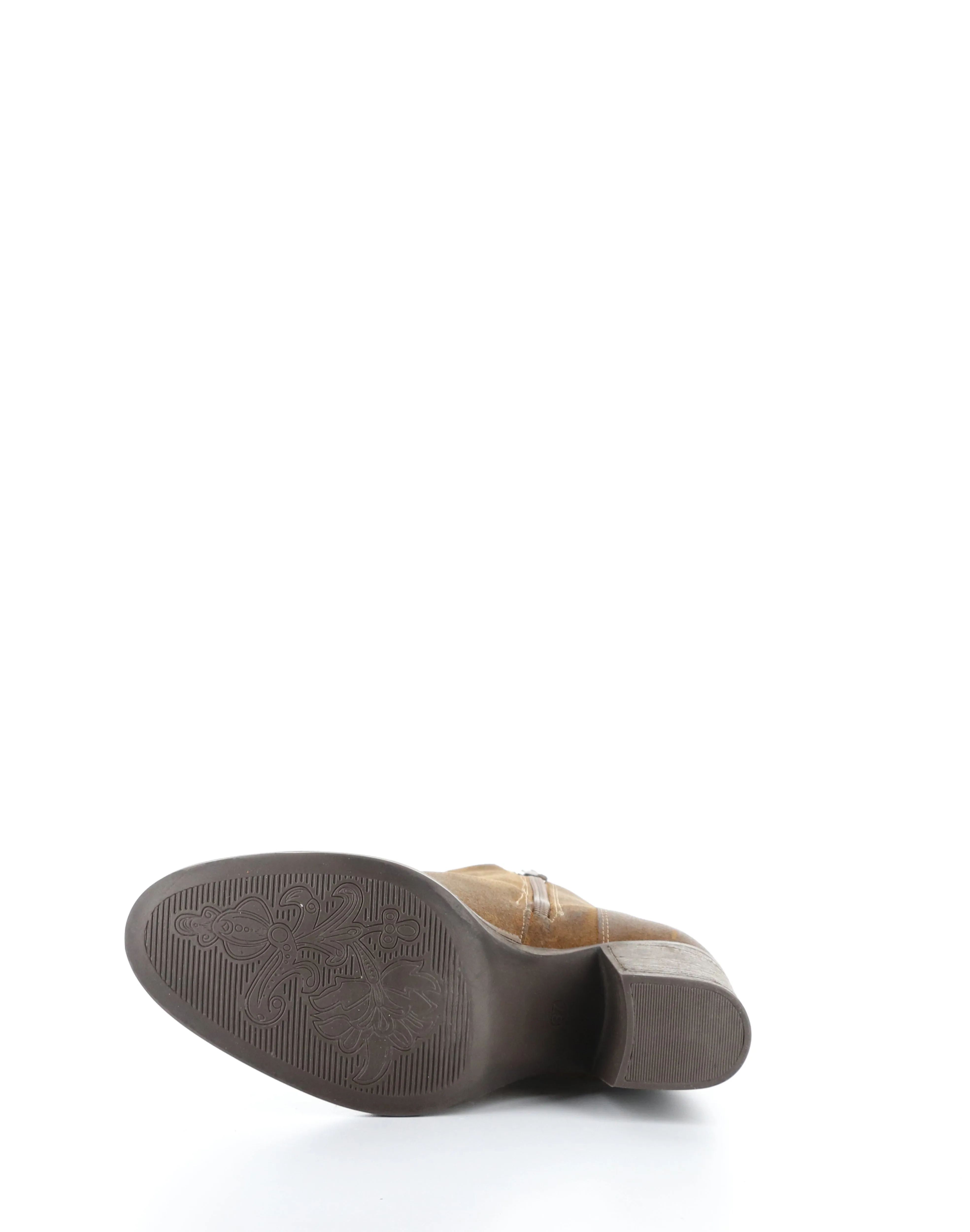 BRODY WOOD Round Toe Boots