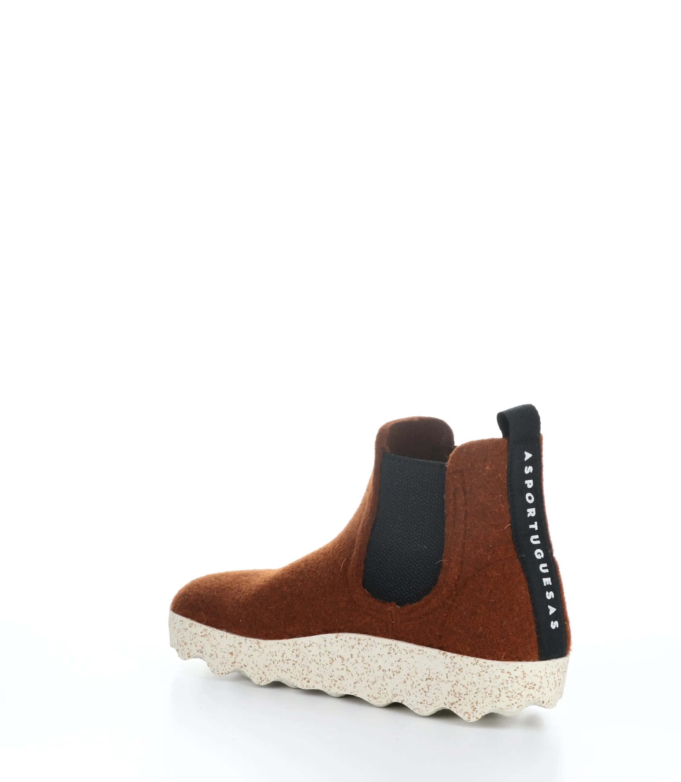 CAIA090ASPM Brown Round Toe Boots