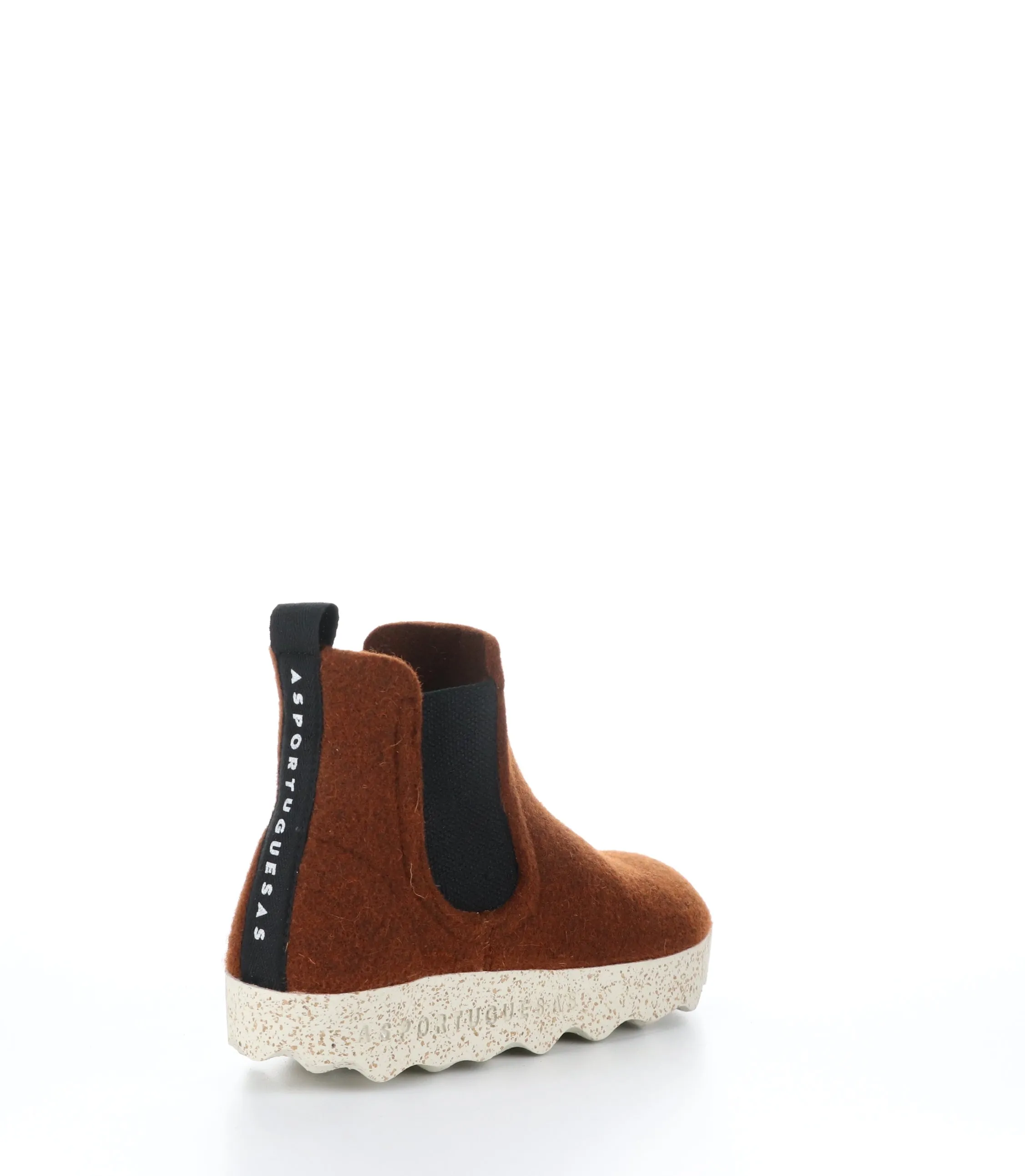 CAIA090ASPM Brown Round Toe Boots