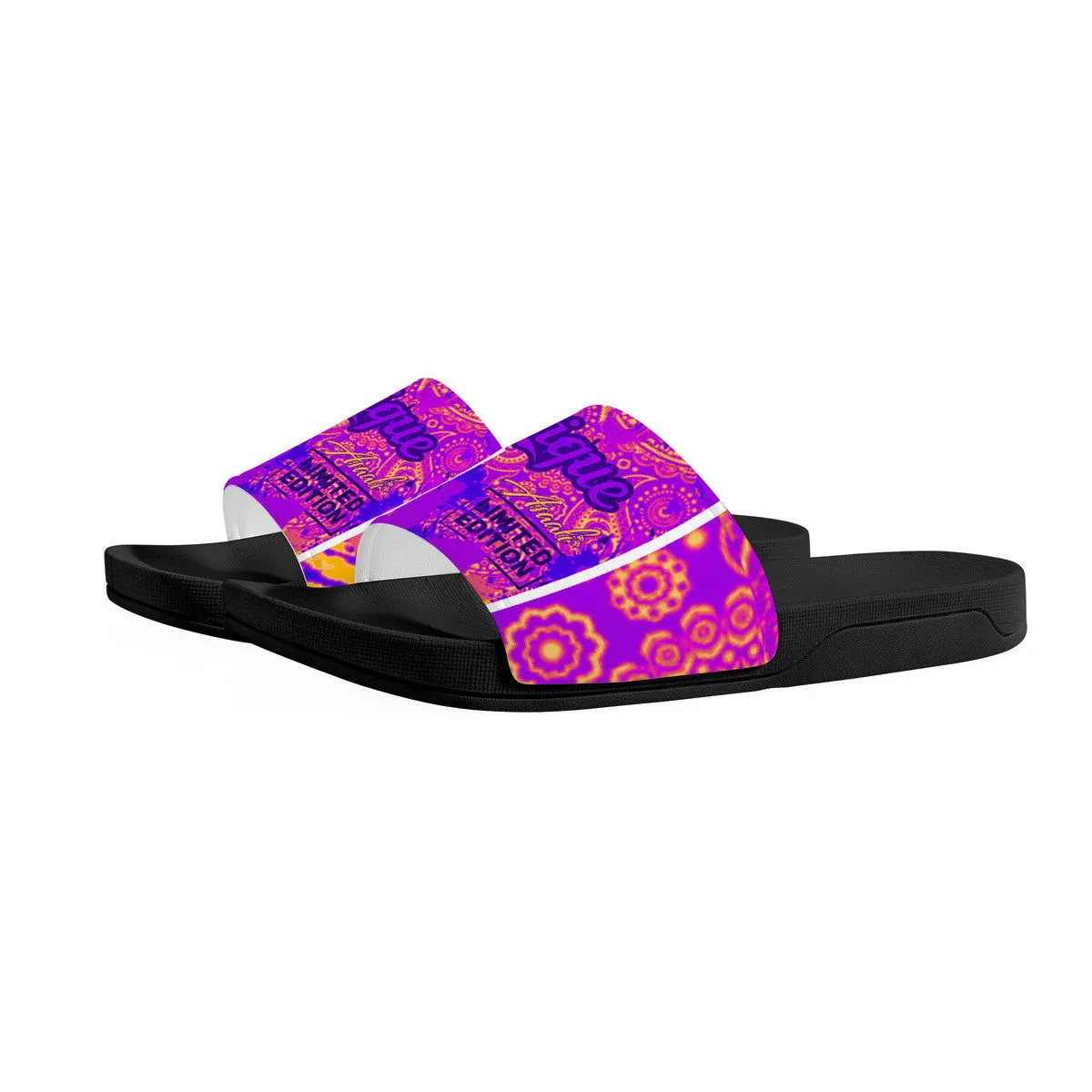 Critique  Asaali Co. Slide Sandals - Black