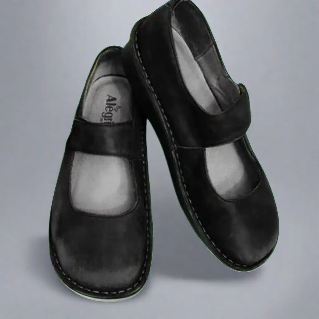 Petra | New Ladies' Flats  Comfortable and Elegant
