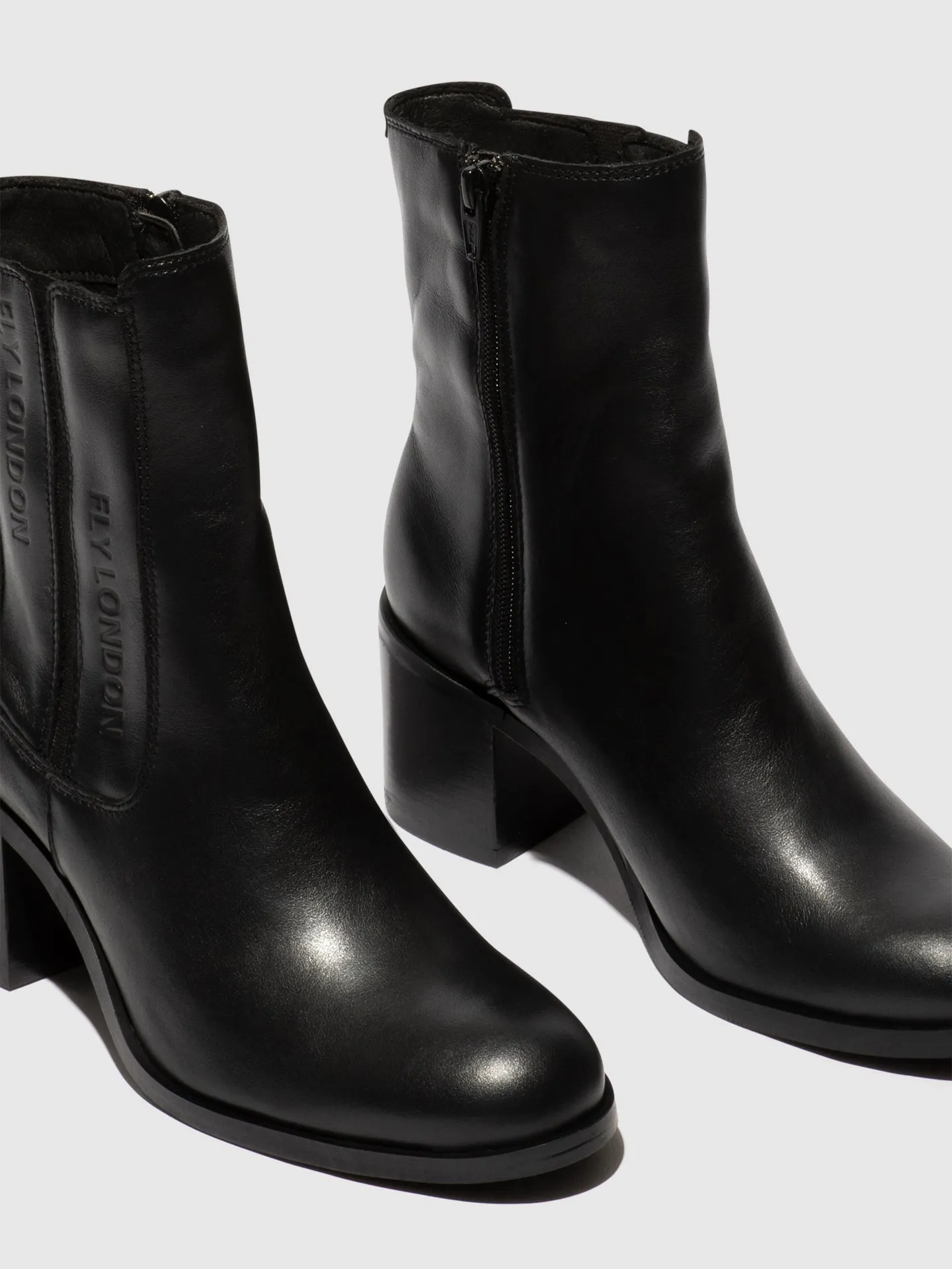Zip Up Ankle Boots AMEL913FLY BLACK